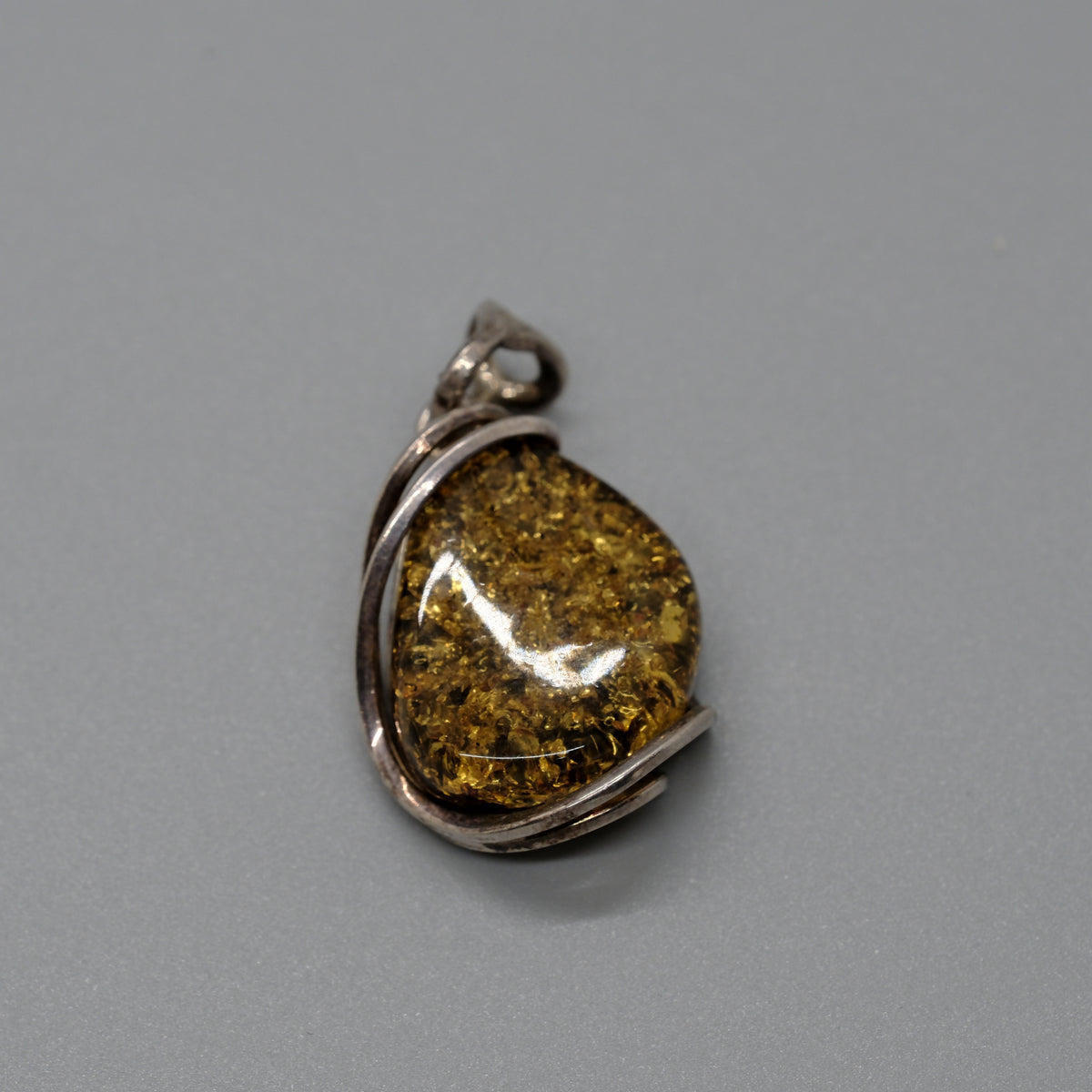 Golden Moss Amber Pendant