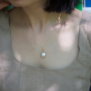 Lina - Wrapped Pearl necklace