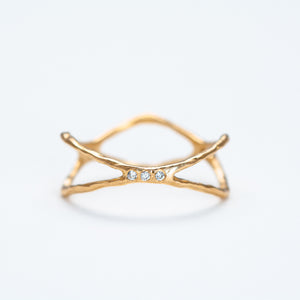 Lio + Linn - Sanctuary Ring with Diamond