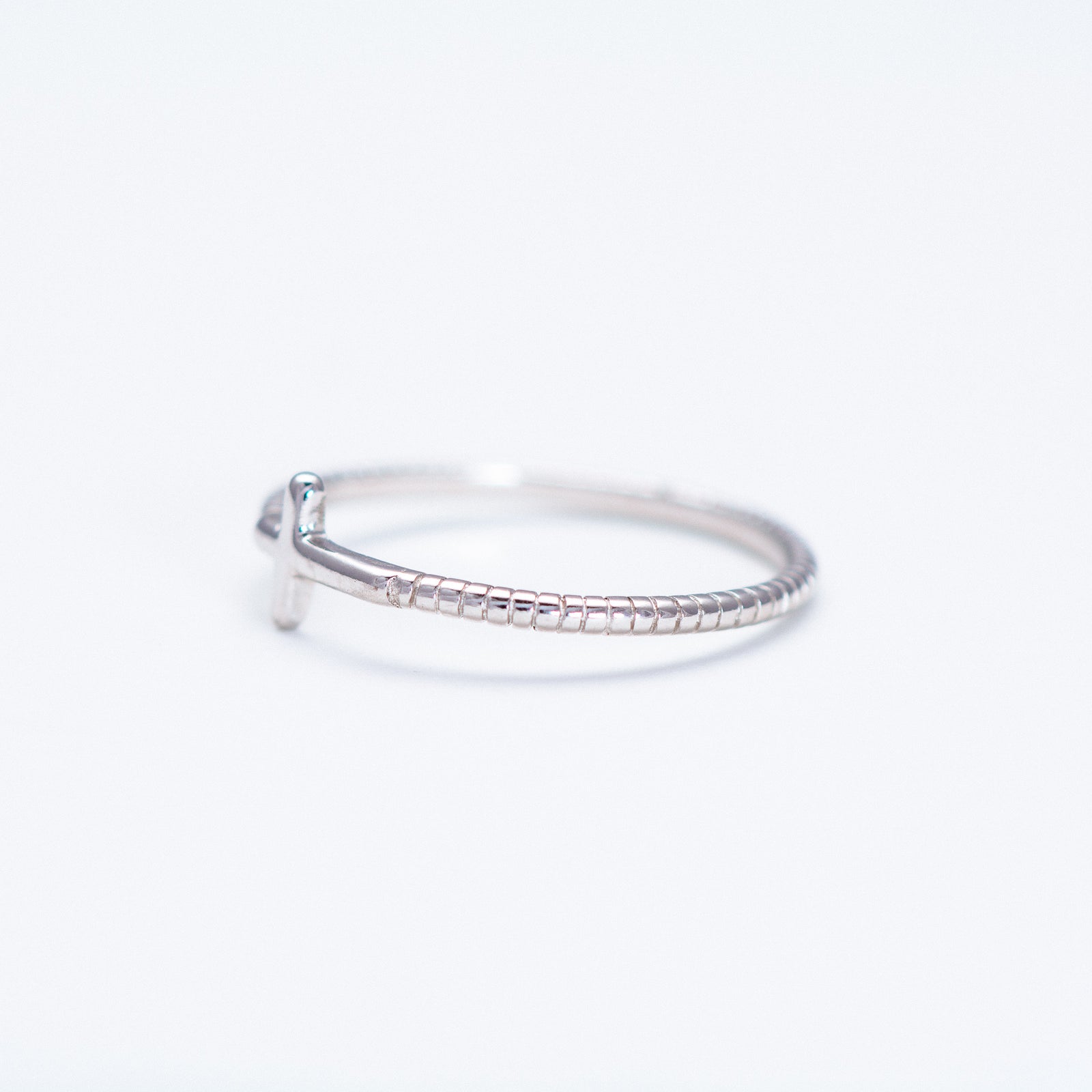 Plain Sideway Cross Ring