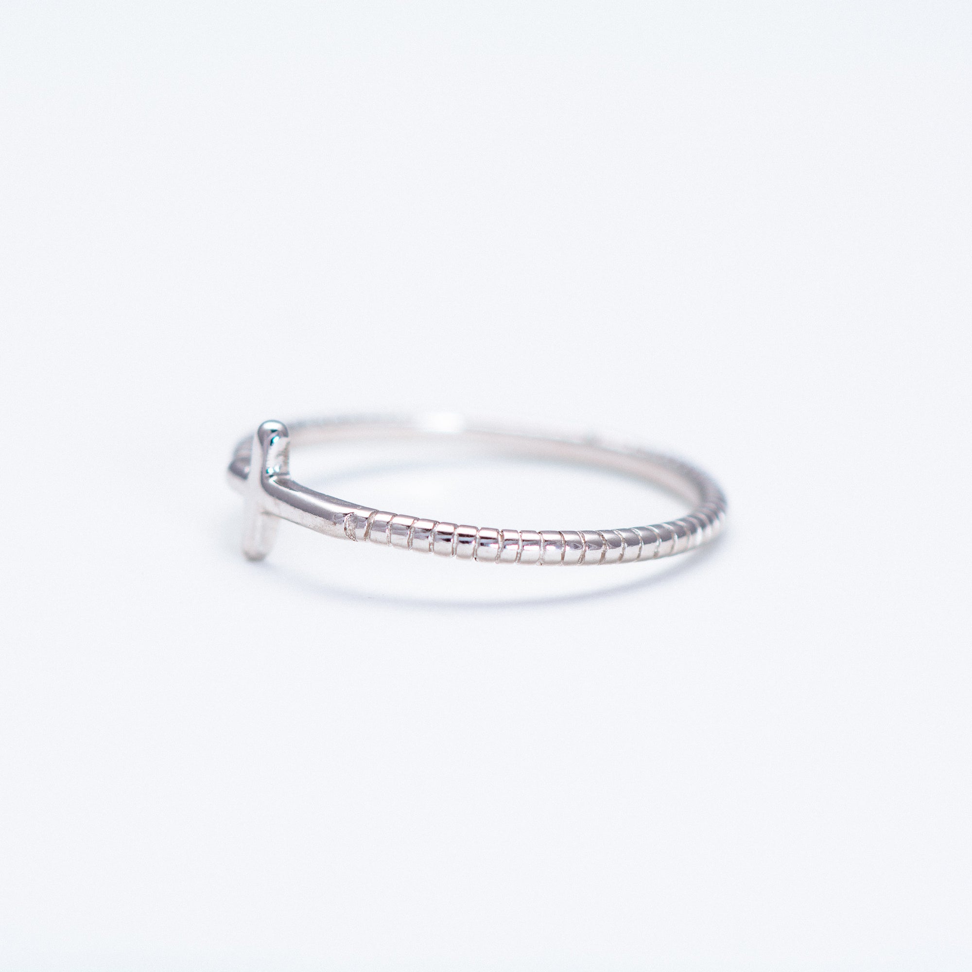 Plain Sideway Cross Ring