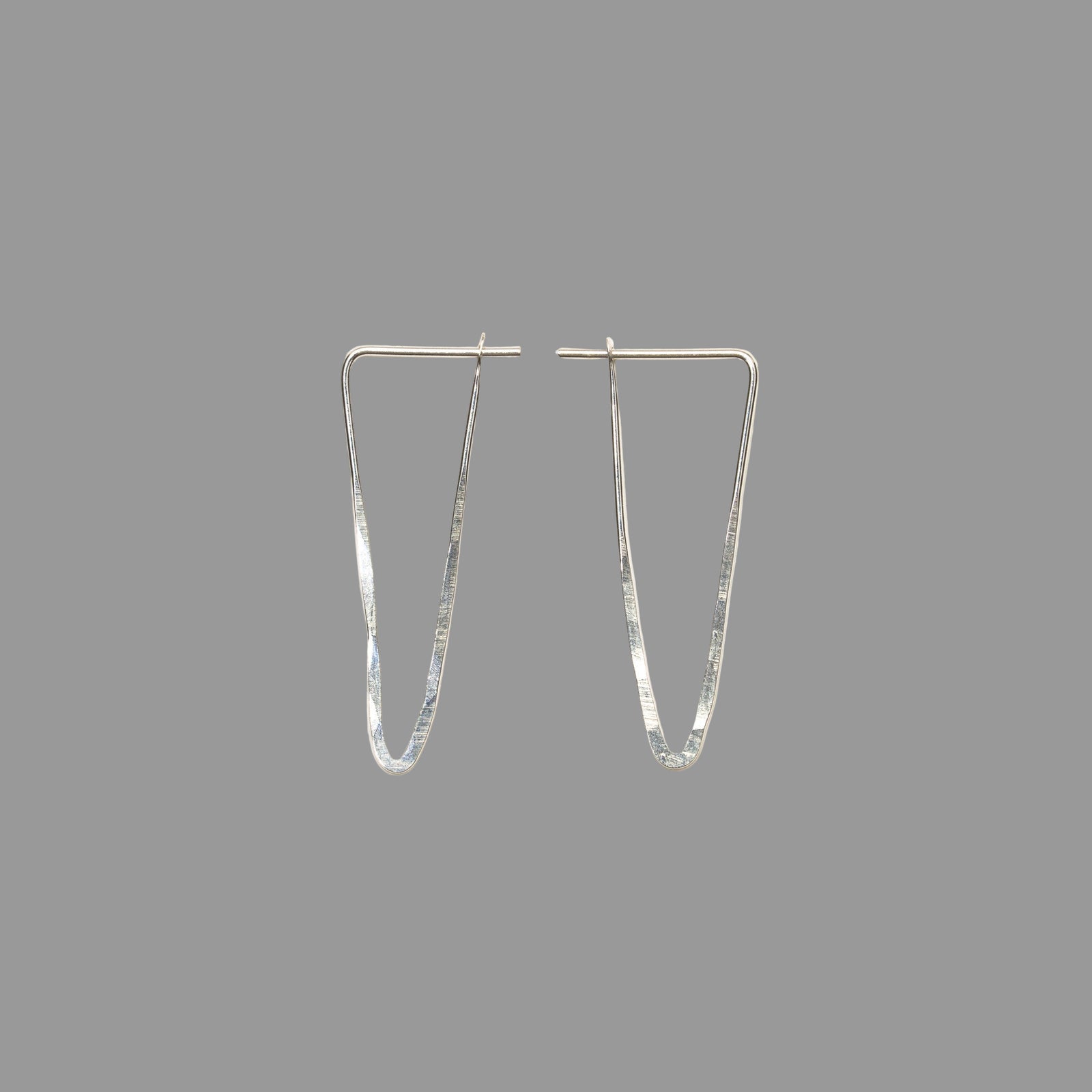 Medium Triangle Hoops