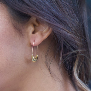Satomi studio- Safety pin earrings