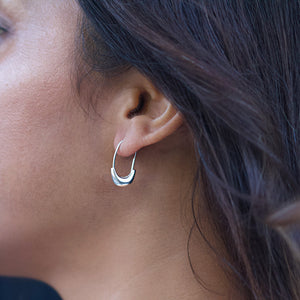 Satomi studio - Small safety pin earrings