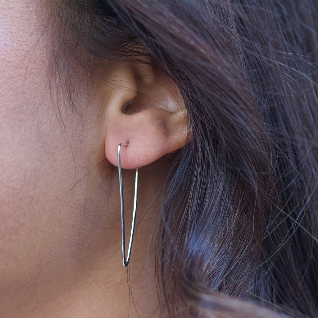 Medium Triangle Hoops