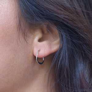 Satomi studio - Small Clam shell earrings