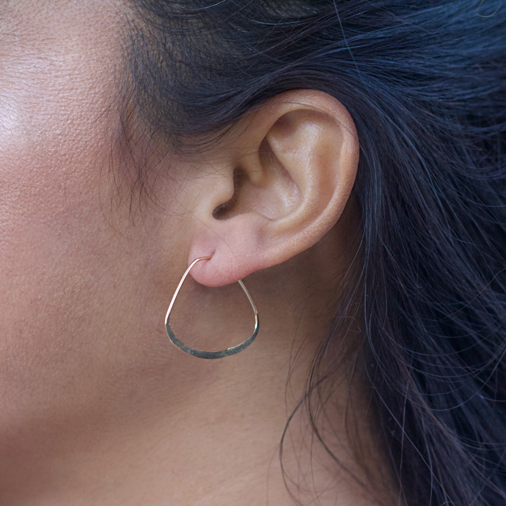 Medium Clamshell earrings