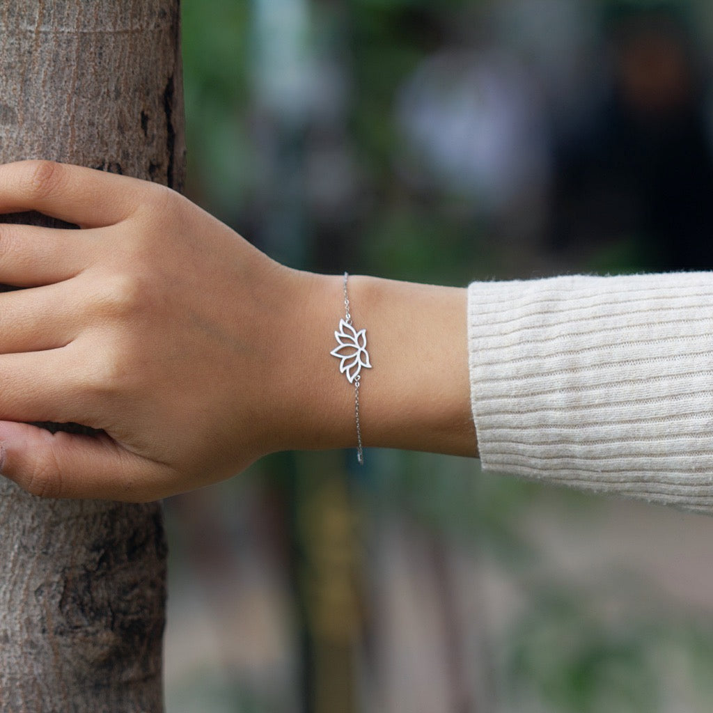Lotus bracelet