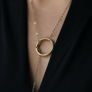 Jessica Decarlo - Circle lariat with crystal in gold