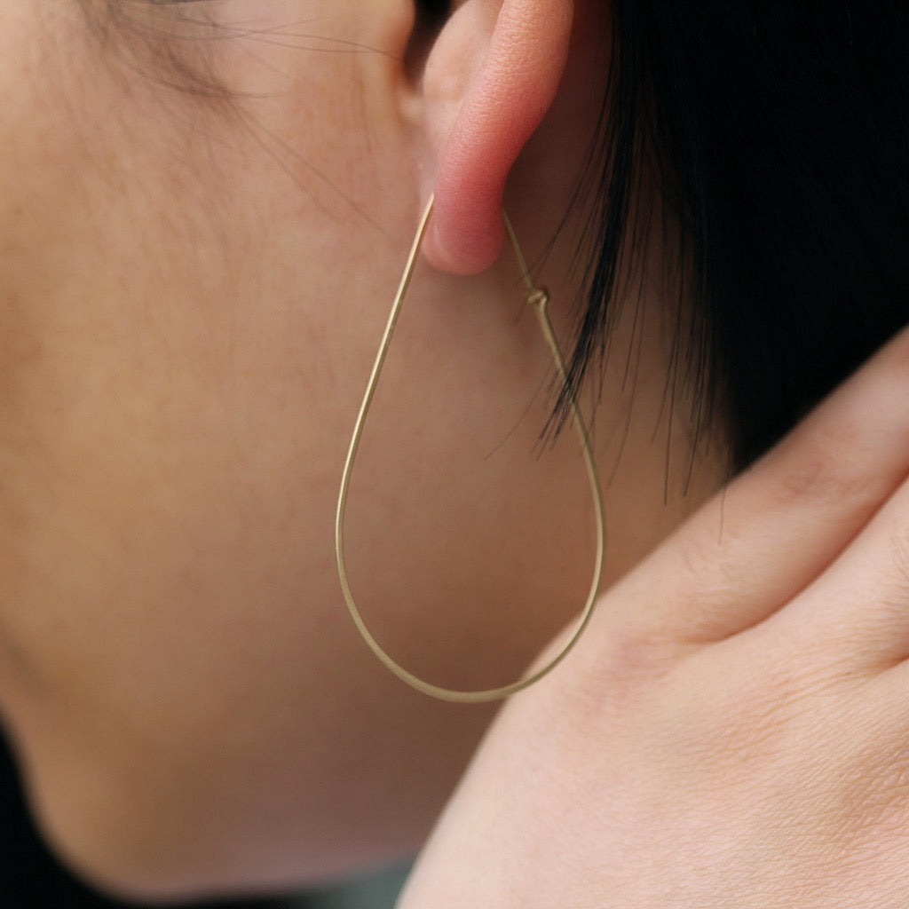 Teardrop dainty hoops