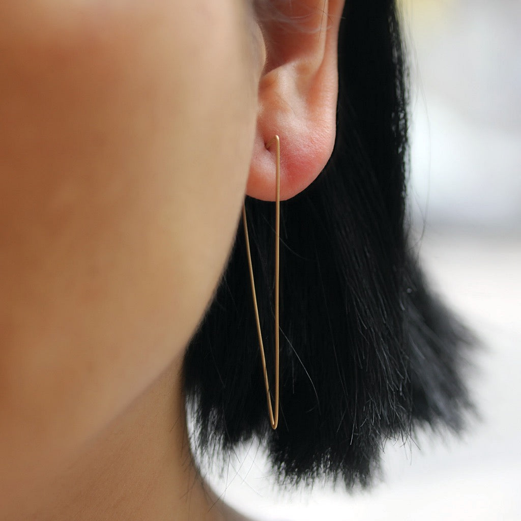 Large Scalene dainty hoop