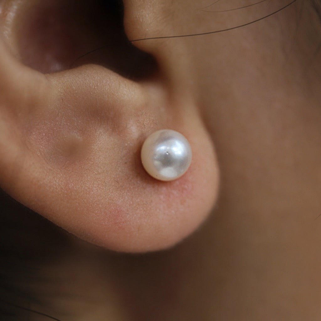 Fresh Water Pearl studs