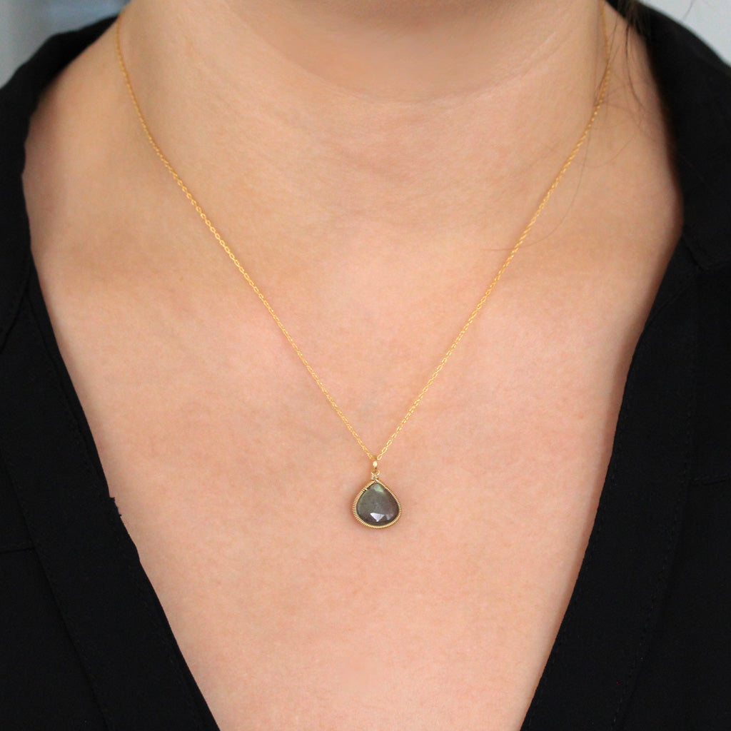 Lina - Labradorite Drop Necklace