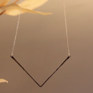 Jessica Decarlo - Large chevron necklace in silver