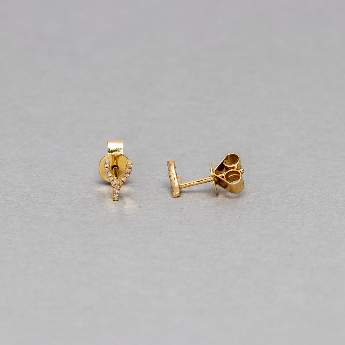Small Wishbone stud earrings