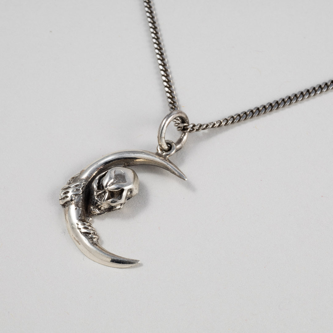 NSC - Skull on crescent necklace
