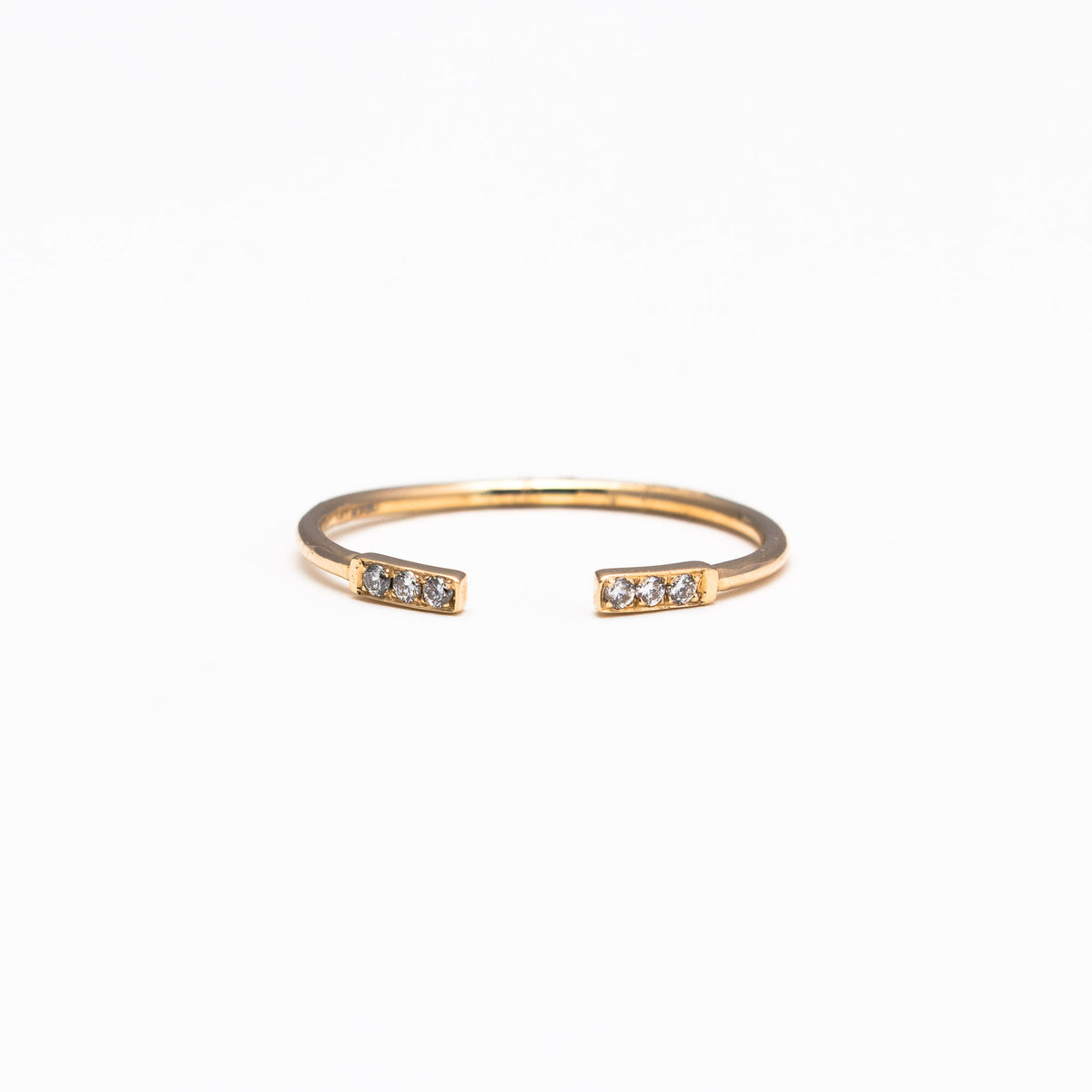 NFC - Double bar open ring