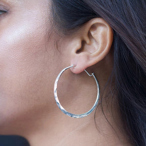 Satomi studio- Luna hoop earrings