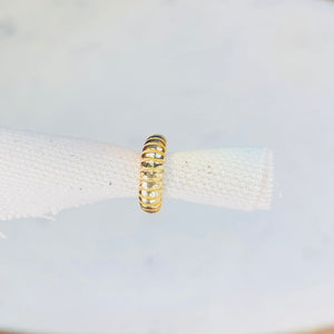 Nsc - ribbed  ear cuff