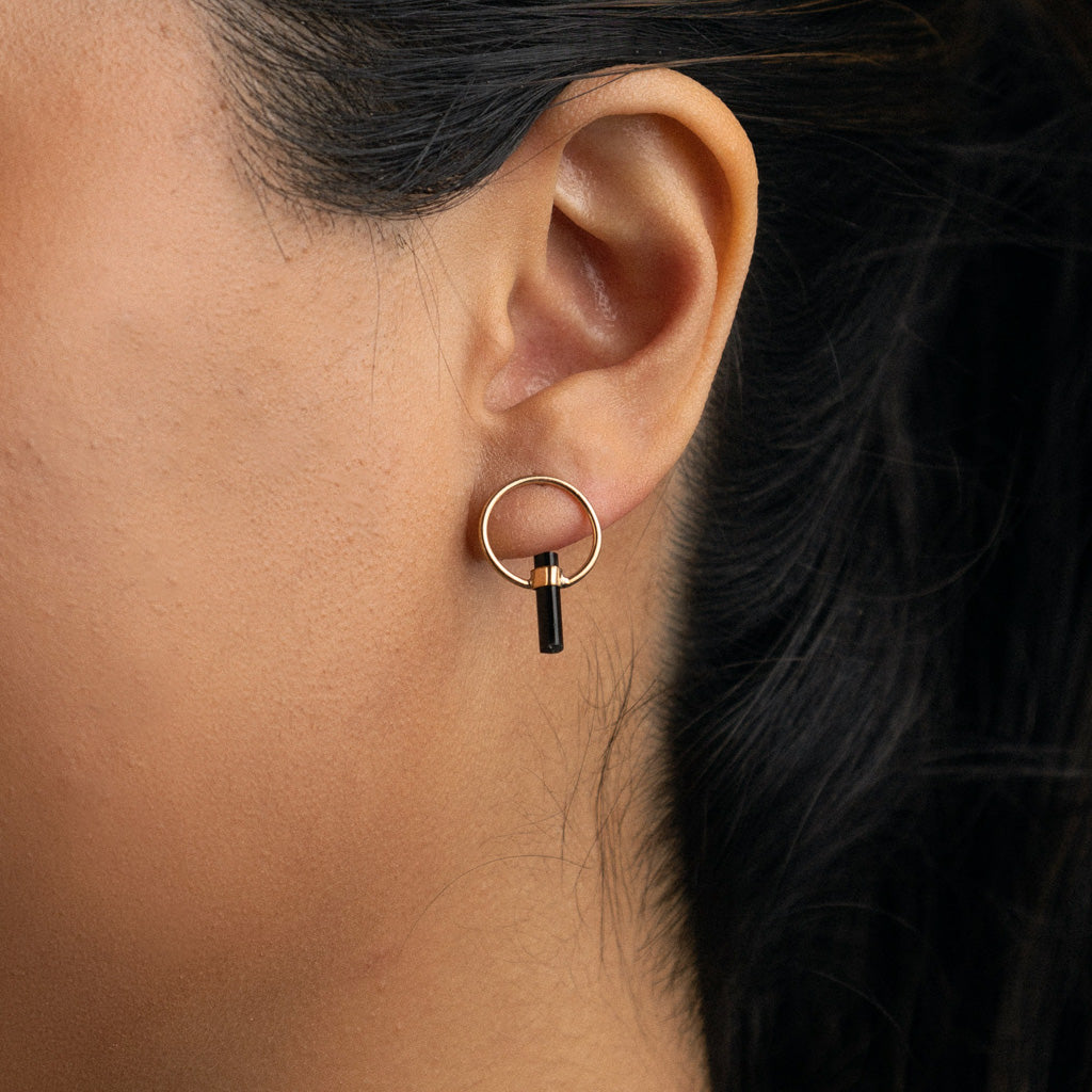 Satellite earrings in Gold