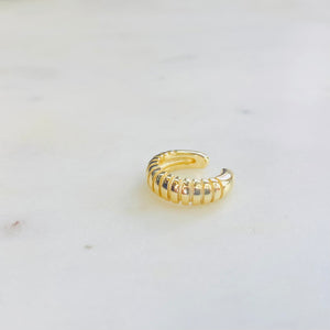 Nsc - ribbed  ear cuff